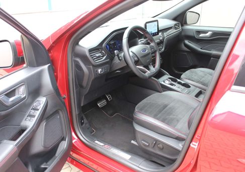Ford Kuga, 2022