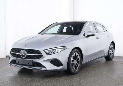 Mercedes-Benz A 180, 2025