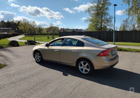 Volvo S60, 2012