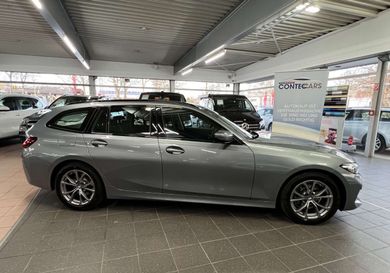 BMW 318, 2022
