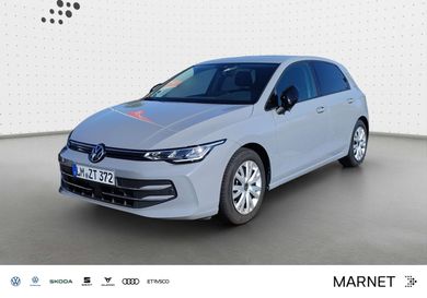 Volkswagen Golf, 2024