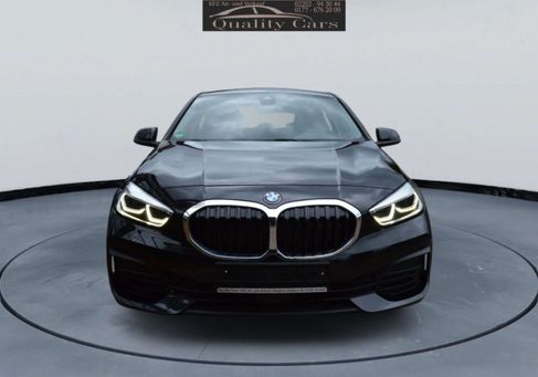 BMW 120, 2023