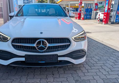 Mercedes-Benz C 300, 2022