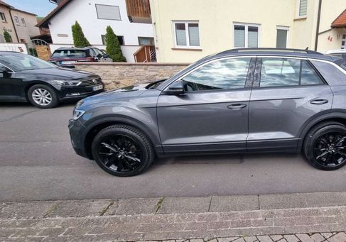 Volkswagen T-Roc, 2022