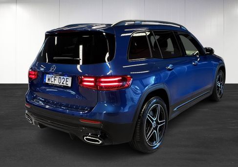 Mercedes-Benz GLB 200, 2025