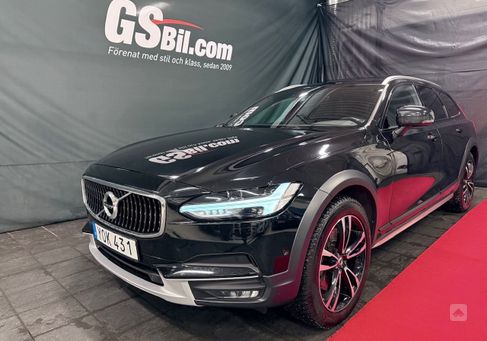 Volvo V90 Cross Country, 2018