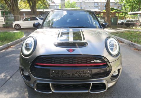 MINI ONE, 2019