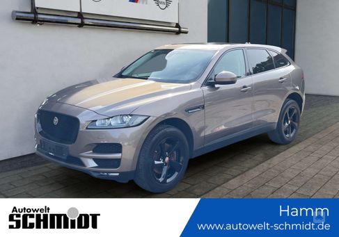 Jaguar F-Pace, 2017