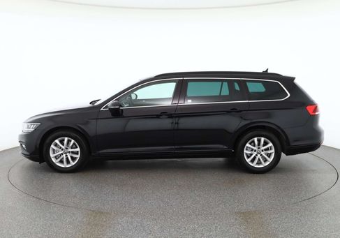 Volkswagen Passat Variant, 2024 2