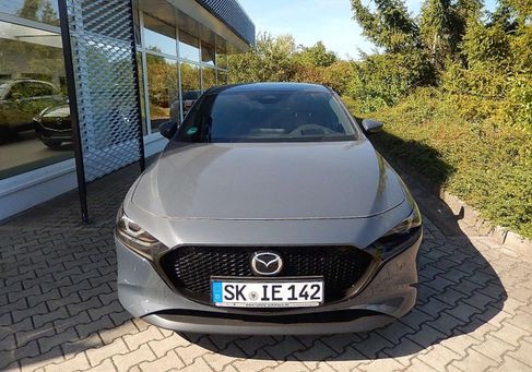 Mazda 3, 2025