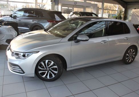 Volkswagen Golf, 2022 3