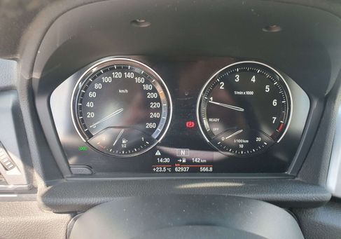 BMW 216, 2018