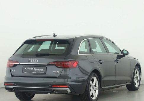 Audi A4, 2022