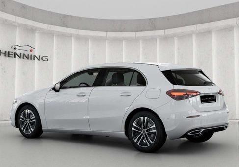 Mercedes-Benz A 180, 2025