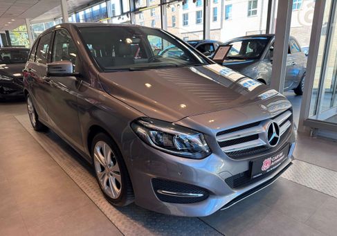 Mercedes-Benz B 180, 2017