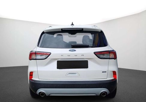 Ford Kuga, 2021