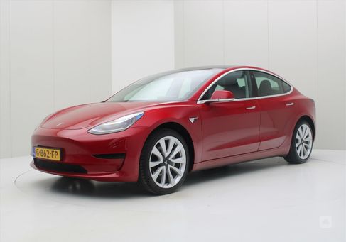 Tesla Model 3, 2019