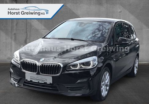 BMW 218, 2022