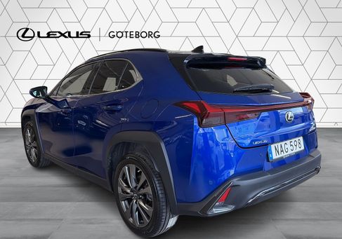 Lexus UX, 2023