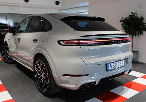 Porsche Cayenne, 2026 2