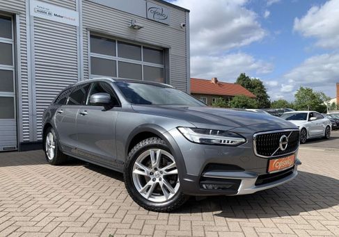 Volvo V90 Cross Country, 2019