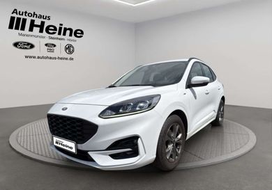Ford Kuga, 2022