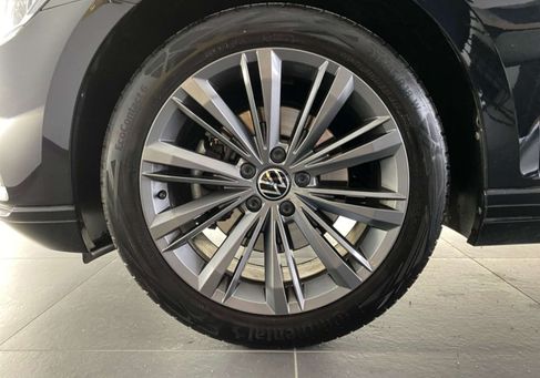 Volkswagen Passat Variant, 2023 3