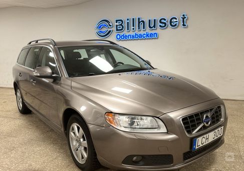 Volvo V70, 2011