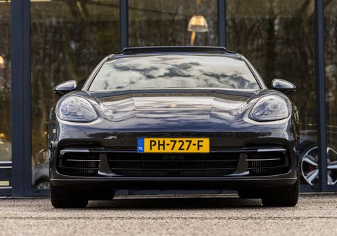 Porsche Panamera, 2017