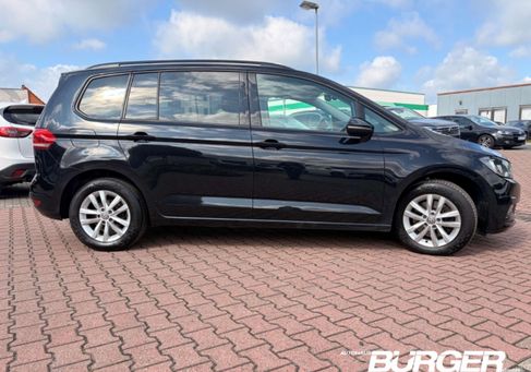 Volkswagen Touran, 2018 3