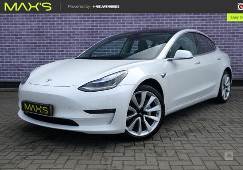 Tesla Model 3, 2020