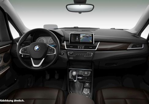 BMW 218, 2018 3