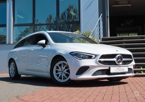 Mercedes-Benz CLA 200, 2021