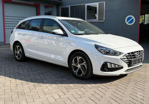 Hyundai i30, 2021