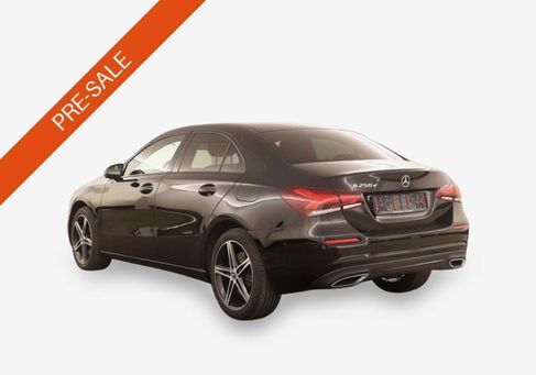 Mercedes-Benz A 250, 2022 3