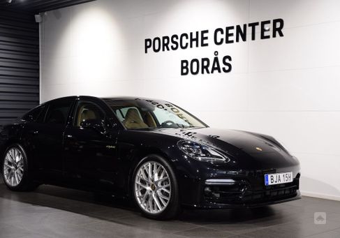 Porsche Panamera, 2023