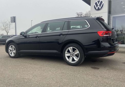 Volkswagen Passat Variant, 2022