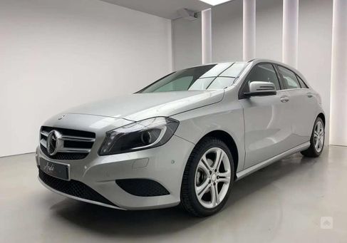 Mercedes-Benz CLA Klasė, 2015