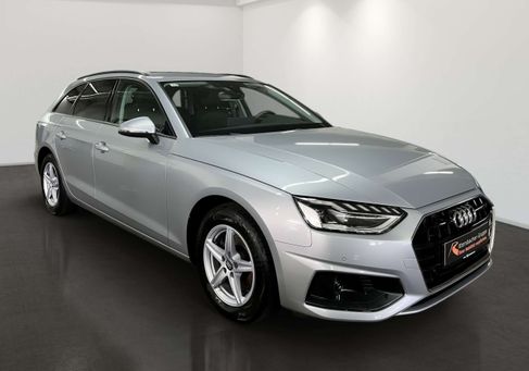 Audi A4, 2022
