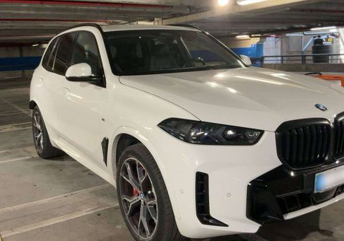 BMW X5, 2023
