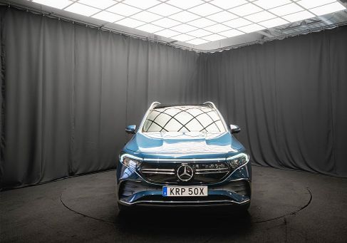 Mercedes-Benz EQB, 2022