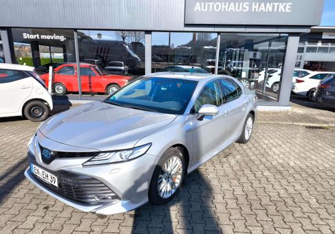 Toyota Camry, 2019
