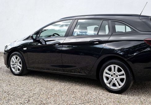 Opel Astra, 2022