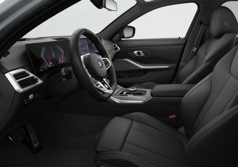 BMW 330, 2026