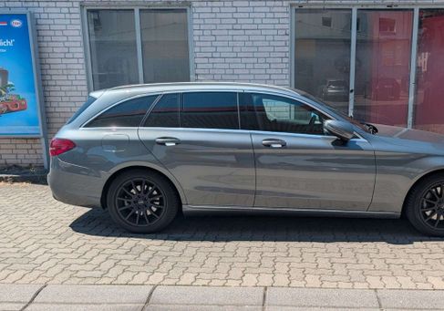 Mercedes-Benz C 300, 2019