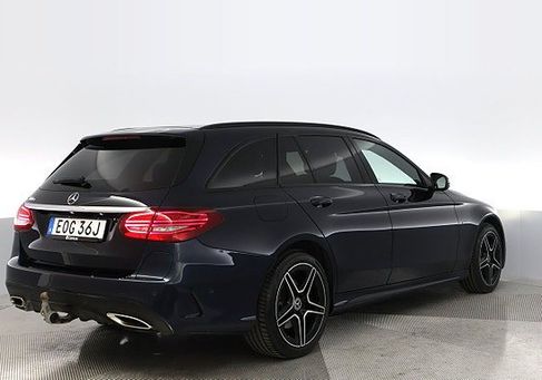 Mercedes-Benz C 300, 2021