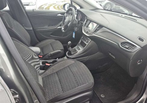 Opel Astra, 2021