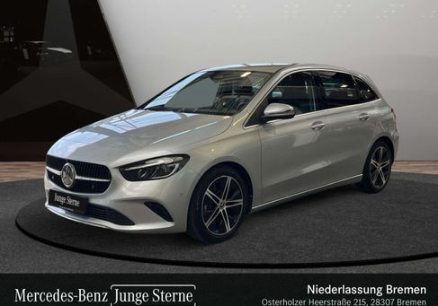 Mercedes-Benz B 200, 2026