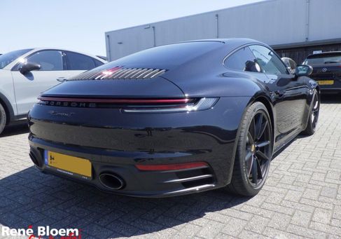 Porsche 911, 2025