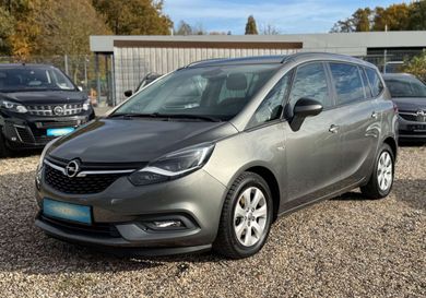 Opel Zafira, 2018